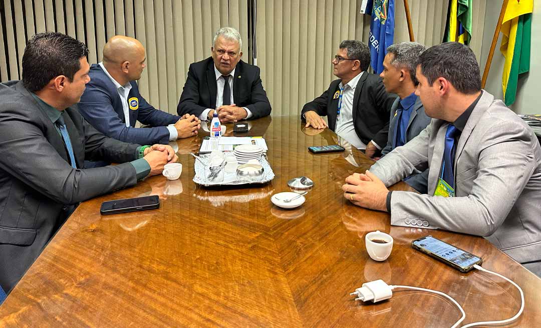 Petecão anuncia R$ 400 mil para reforçar atendimento à saúde em Capixaba