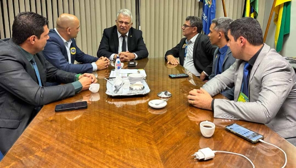 Petecão anuncia R$ 400 mil para reforçar atendimento à saúde em Capixaba