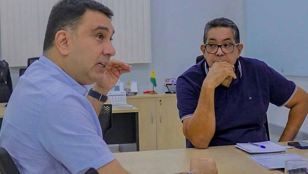 Samir Bestene cobra andamento de obras, instalação de semáforo no bairro da Paz e faixa elevada na Vila Betel