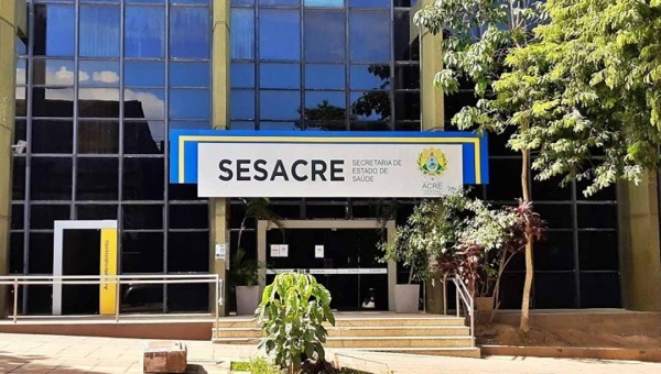Sesacre firma contrato de mais de R$ 6,5 milhões para hospedagem e alimentação de servidores, pacientes e equipes de saúde em Rio Branco e Cruzeiro do Sul