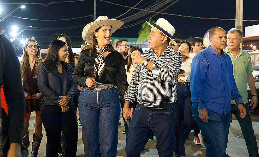 Bocalom prestigia segunda noite da Expoacre e destaca presença da Prefeitura de Rio Branco na maior feira do Estado