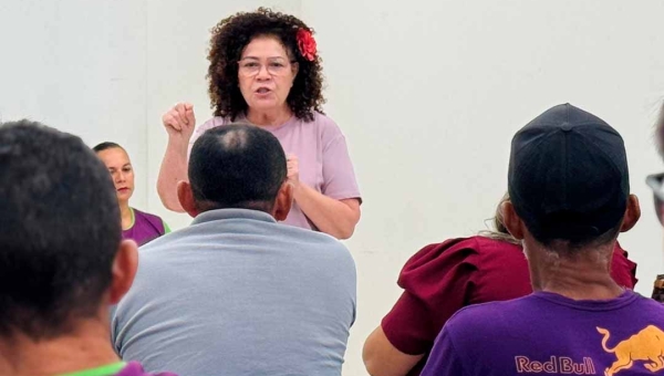 ABDI discute industrialização do açaí de Feijó com produtores e cooperativas locais