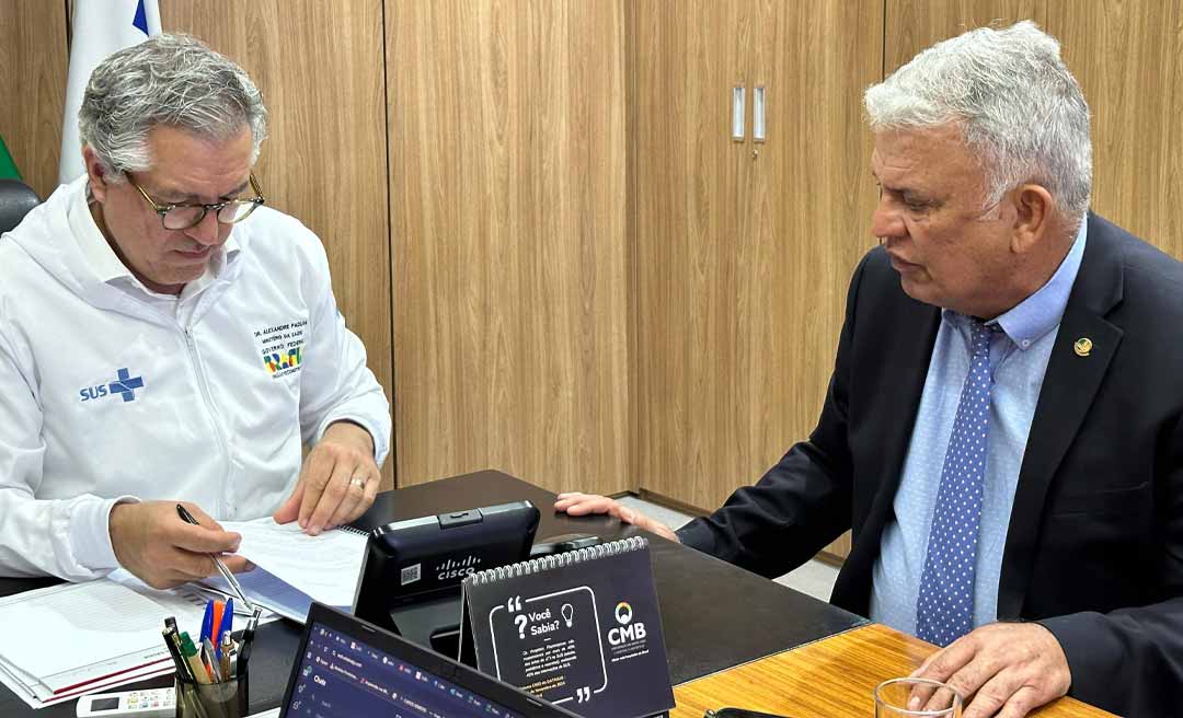 Petecão viabiliza unidades móveis de saúde bucal para o Acre; ministro Alexandre Padilha destaca atuação