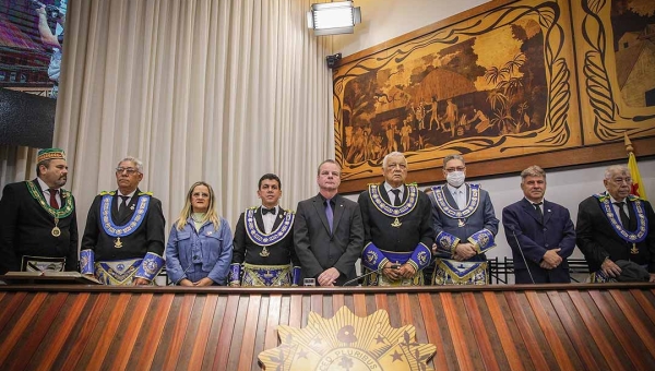 Aleac realiza sessão solene em homenagem ao Dia do Maçom por iniciativa de Pedro Longo