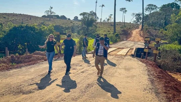 Governo do Acre executa obras em ramais dos municípios de Capixaba, Brasileia e Xapuri
