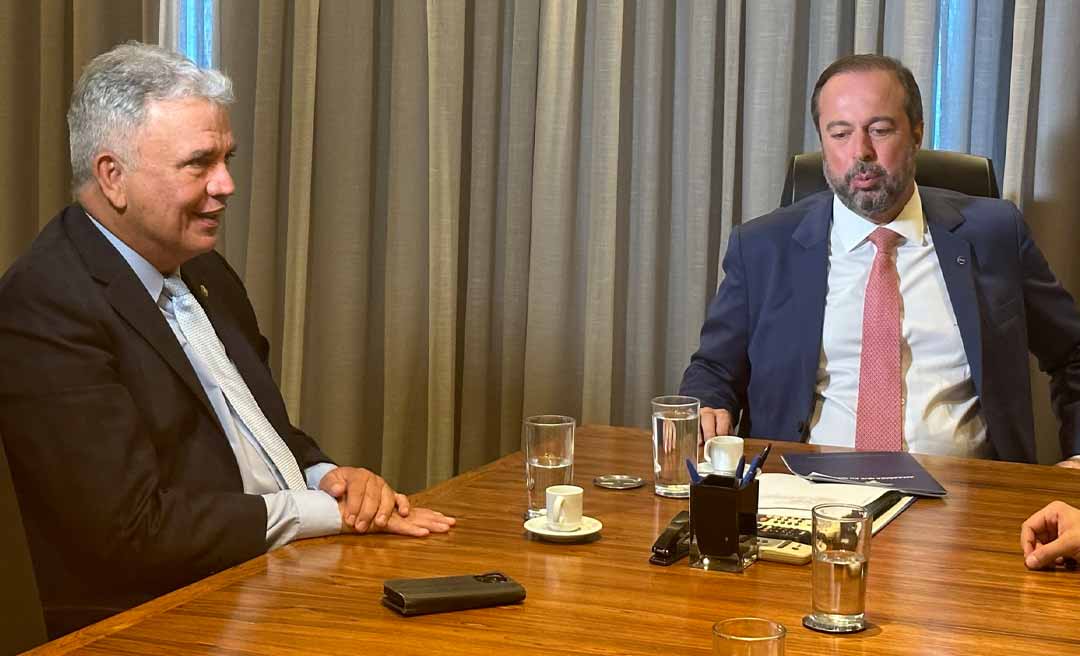 Petecão celebra medida do governo federal que garante gás de cozinha a famílias do Acre