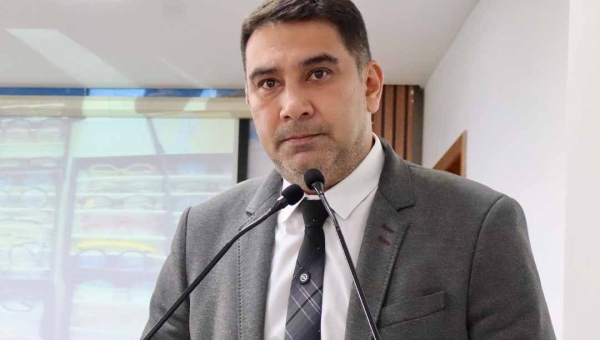 Samir Bestene cobra construção de pontes e entrega de manilhas em ramais da Capital