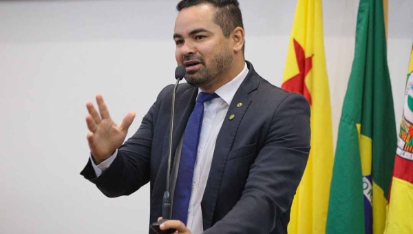 Arlenilson Cunha defende convocação imediata de novos policiais penais