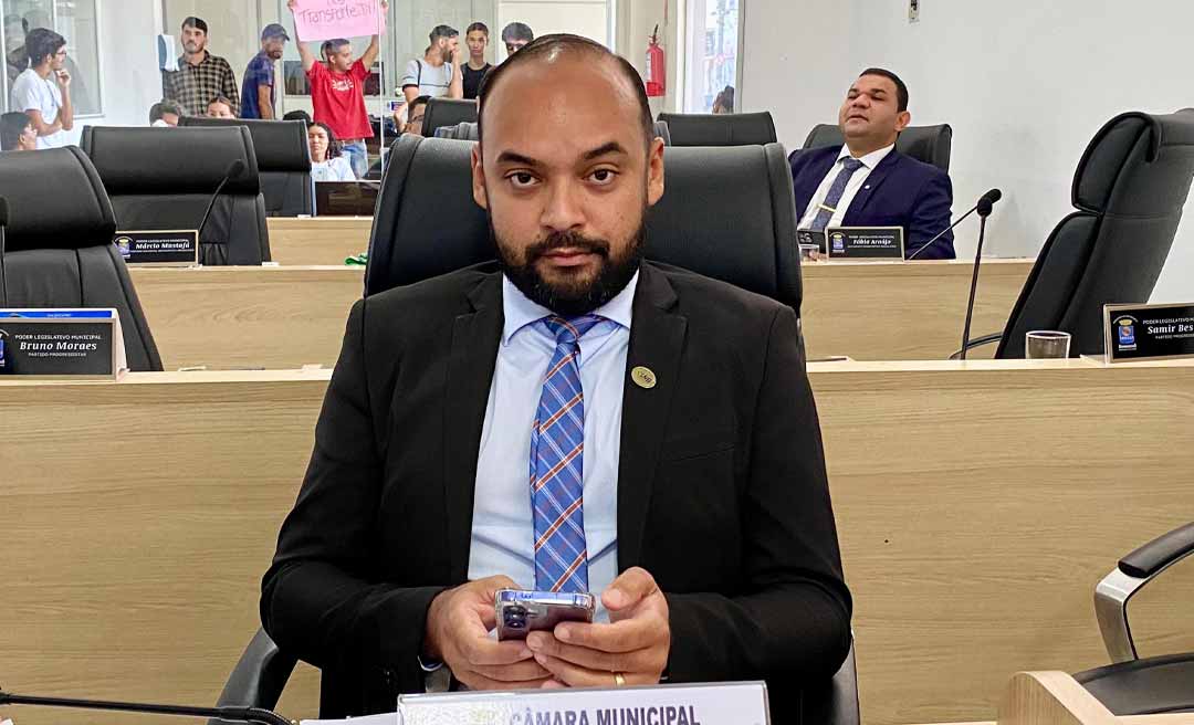 Vereador João Paulo cobra transparência sobre orçamento de aluguéis de gabinetes na Câmara de Rio Branco: “Crise imobiliária sem precedentes”