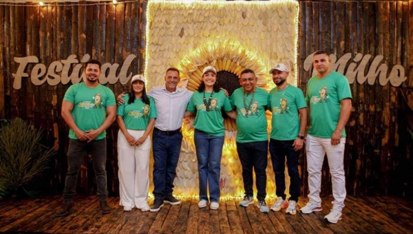 Vice-governadora Mailza prestigia abertura do 10º Festival do Milho em Porto Walter e reafirma compromisso com acesso por terra ao município