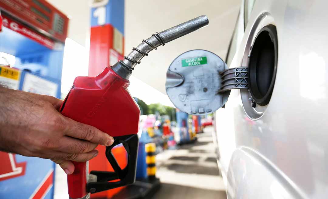 Preço dos combustíveis cai no Acre nos primeiros 15 dias de setembro, com exceção da gasolina