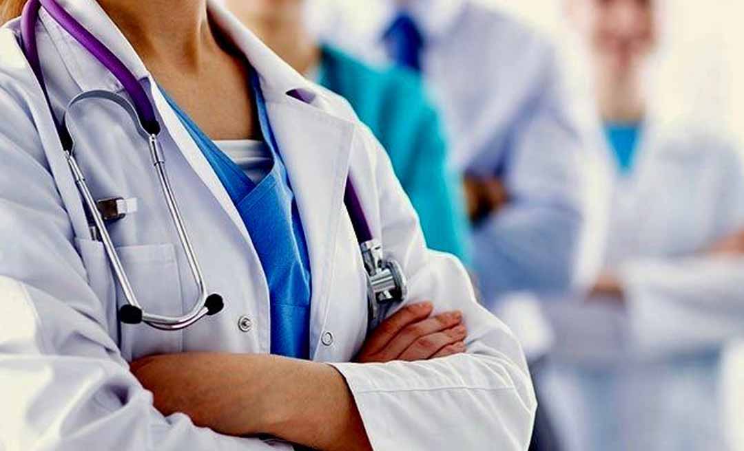 MEC cria Programa de Bolsa Permanência para estudantes de Medicina vinculados ao Mais Médicos