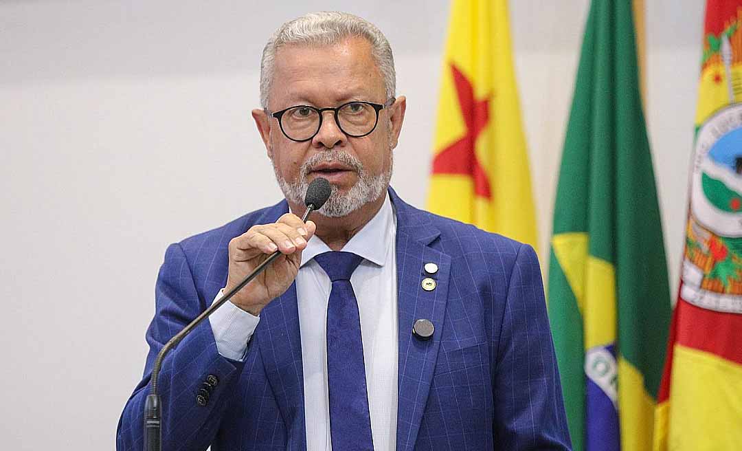 Afonso Fernandes defende pagamento de rescisão para policiais penais provisórios