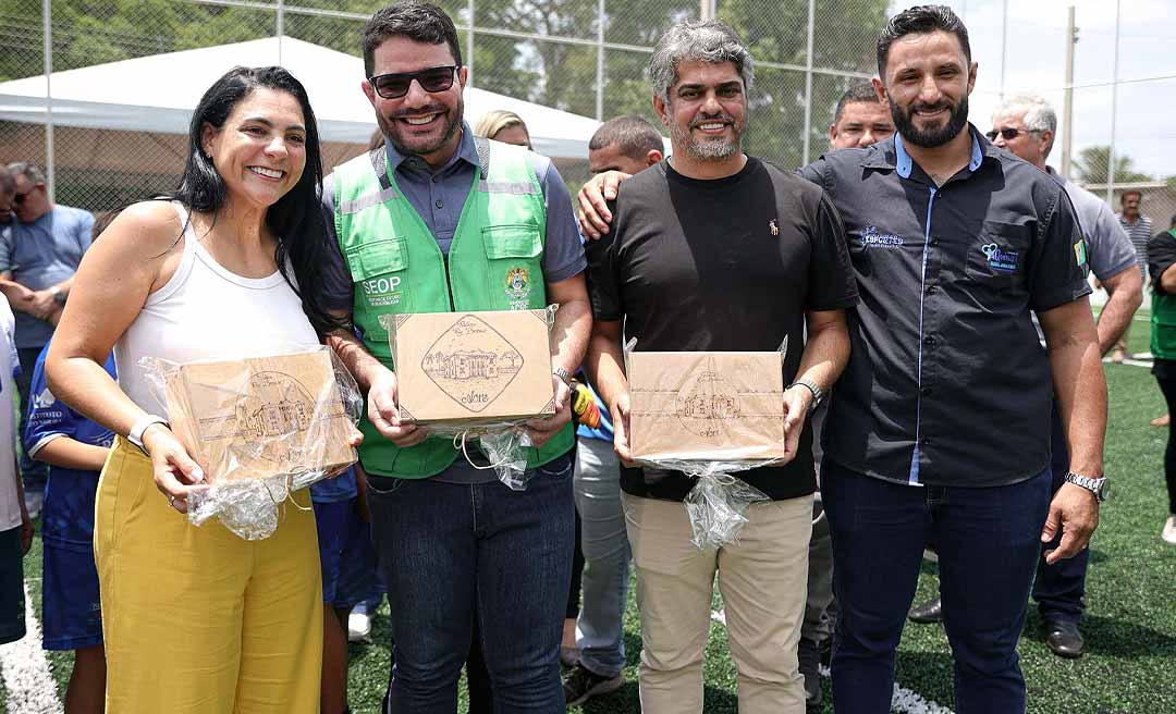 Gladson Camelí reinaugura quadra esportiva e anuncia investimentos em infraestrutura em Senador Guiomard