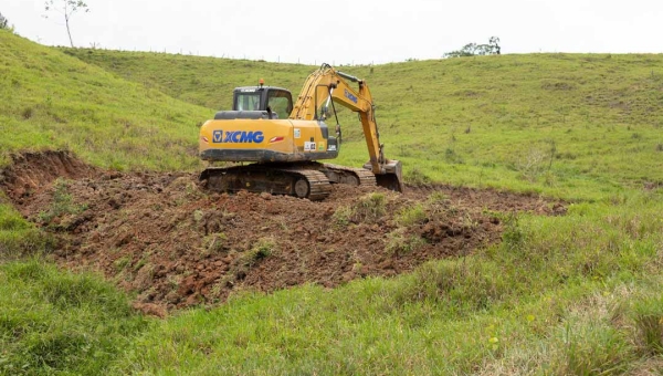 Prefeitura de Feijó Lança Programa Inédito de Açudagem para Comunidades Rurais