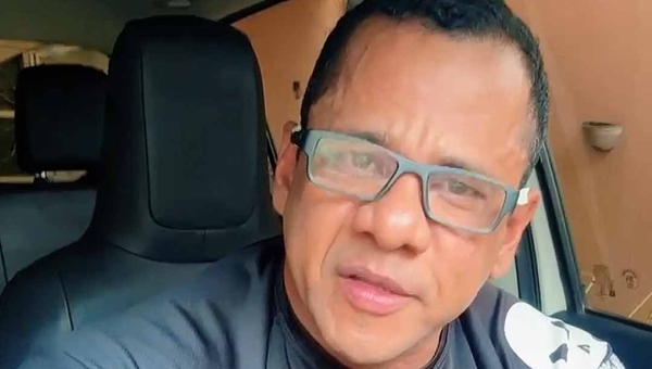 Jornalista acreano é absolvido de acusação de tráfico de drogas após mais de 20 anos