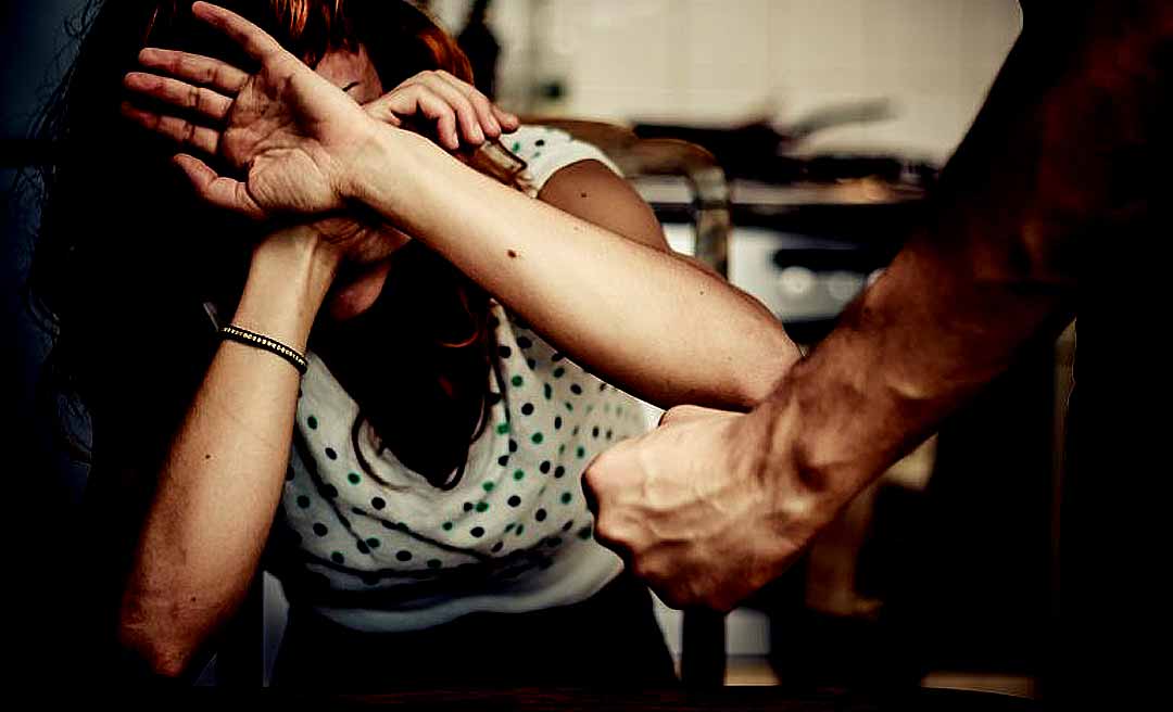 Mulheres vítimas de violência terão prioridade no atendimento nas unidades de Saúde do Acre