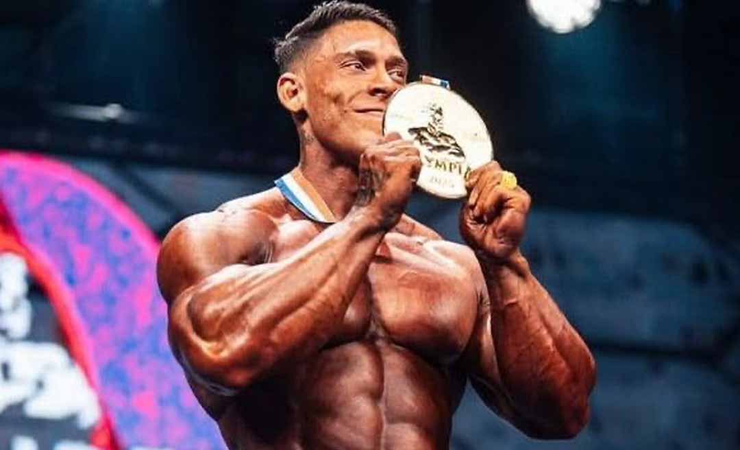 "O Dinossauro do Acre": Ramon Dino faz história e leva título inédito para o Brasil no Mr. Olympia em Las Vegas 