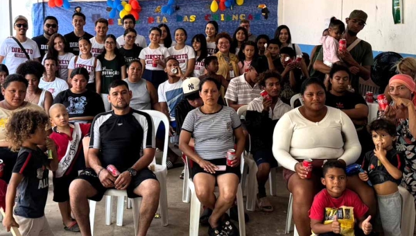 “Integra Mundo”: Alunos da Uninorte levam conhecimento jurídico e nutricional a migrantes em Rio Branco