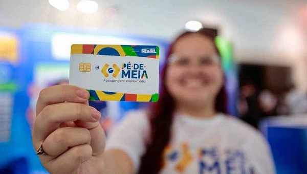 Governo Federal encerra calendário do Programa Pé-de-Meia e estipula prazo final para correções na rede de ensino