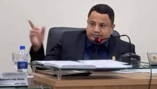 “Aqui não é bagunçado”: presidente da Câmara reage a ataques de vereador acusado de tentativa de estupro em Manoel Urbano