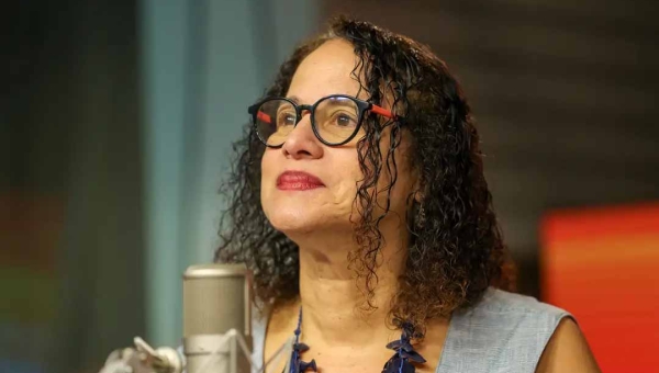 Vacina nacional contra covid deve chegar ao SUS no 1º semestre de 2026, informa ministra de Lula