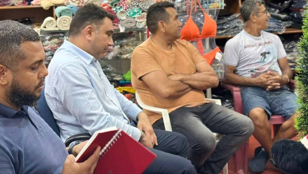 Vereador Samir Bestene se reúne com comerciantes do Calçadão da Benjamin Constant para buscar soluções para os problemas enfrentados pela categoria
