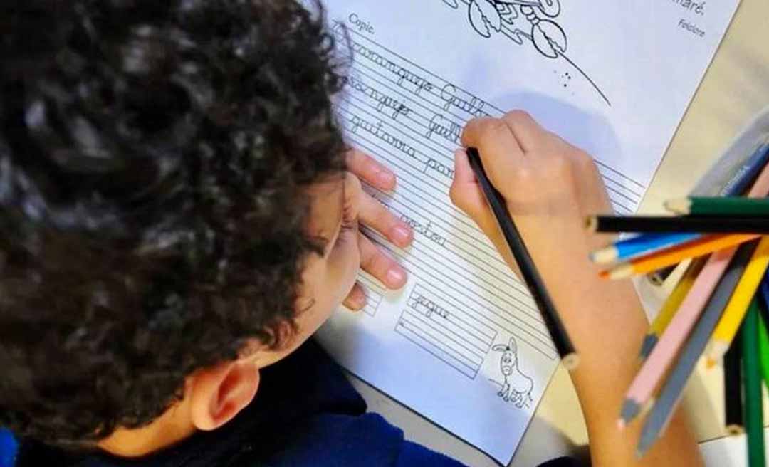 Governo federal institui o “Compromisso Nacional Criança Alfabetizada” para garantir alfabetização até o 2º ano do ensino fundamental