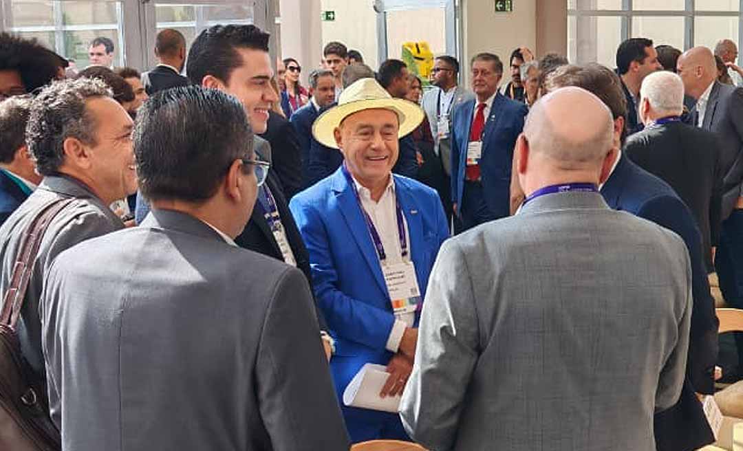 Prefeito Tião Bocalom defende autonomia dos municípios em plenária nacional no Rio de Janeiro