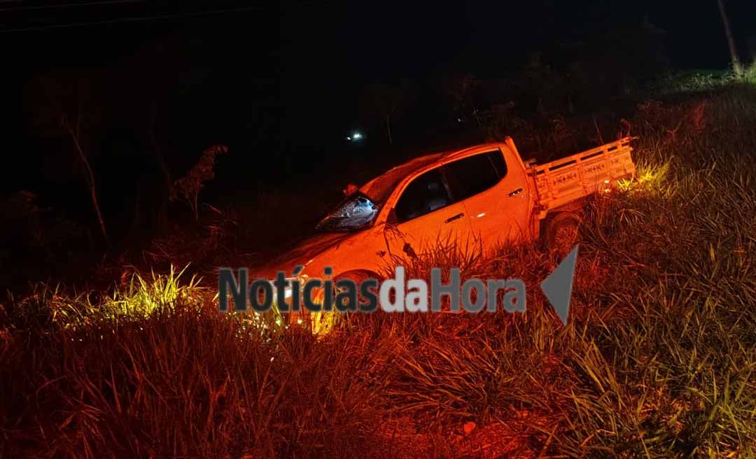 Acidente grave na Estrada de Porto Acre: pai e filho sofrem capotamento de caminhonete e são levados ao pronto-socorro de Rio Branco