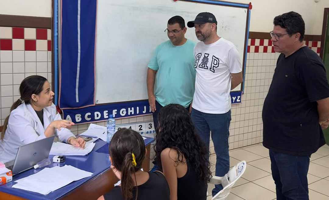 Vereador Fábio Araújo apoia ação de saúde com consultas e exames gratuitos no bairro Vila Acre