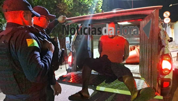 Homem é esfaqueado com cinco perfurações após agredir cliente em bar no bairro Tucumã I, em Rio Branco