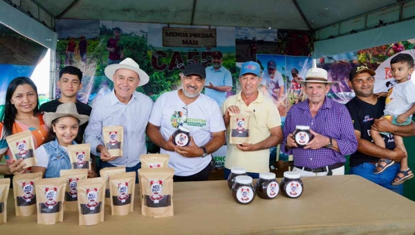 Bocalom leva café, prestigia produtos locais e reforça união dos municípios no Encontro Agrofamiliar em Acrelândia