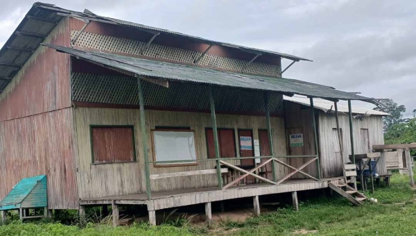 Escola Joaquim Nabuco, no Rio Muru, vive situação crítica e preocupa comunidade, afirma vereadora Neirimar Lima