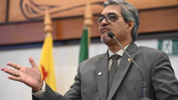 Edvaldo Magalhães diz que prisão de Bolsonaro ‘é consequência do crime cometido’