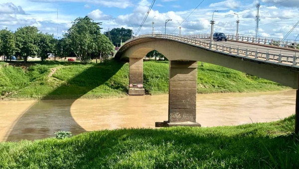 Nível do manancial: Em 24 horas, Rio Acre avança de 3,92 m para 4,72 m na Capital