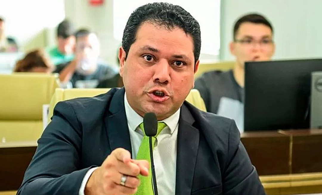 A jogada precipitada de Alan Rick no xadrez da direita acreana