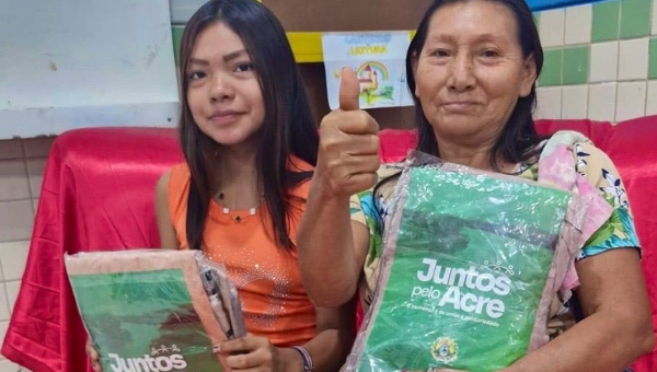 Ação em Santa Rosa marca atendimento do Juntos pelo Acre a todo o estado