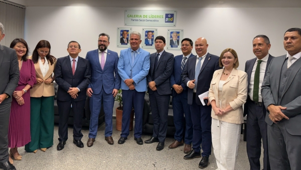 Petecão reúne parlamentares do Brasil e do Peru para avançar em integração econômica e rotas logísticas pelo Acre