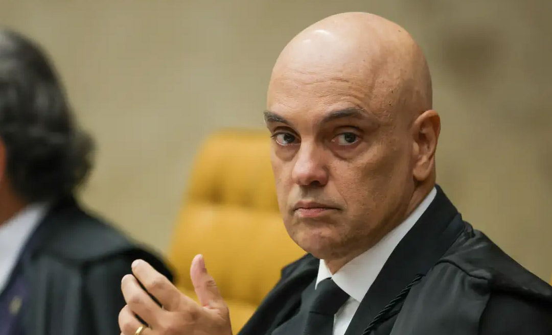 Moraes anula decisão da Câmara que manteve mandato de Zambelli
