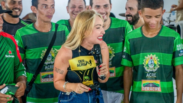 Deracre comemora 62 anos e celebra resultados com mais de mil servidores em confraternização e jogos