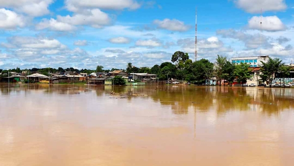 Governo do Acre decreta estado de emergência em Rio Branco e mais quatro municípios por causa das inundações