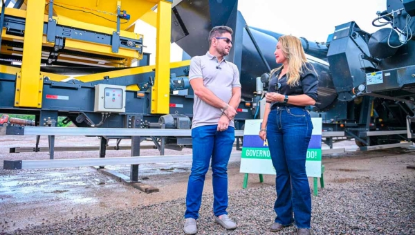 Em 2025, governo do Acre amplia apoio aos municípios e supera meta com 21 mil toneladas de massa asfáltica aplicadas pelo Deracre