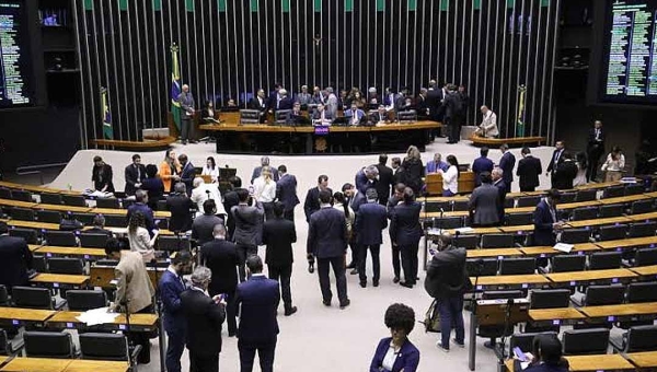 Lei de Diretrizes Orçamentárias de 2026 é sancionada com vetos e define superávit de R$ 34,2 bilhões