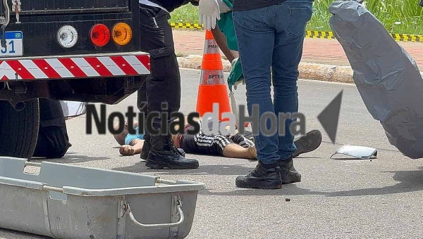 Idoso de 65 anos morre após acidente envolvendo motocicleta e caminhonete na Via Chico Mendes, em Rio Branco