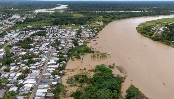 Governo monitora elevação do Rio Juruá após atingir cota de alerta em Cruzeiro do Sul