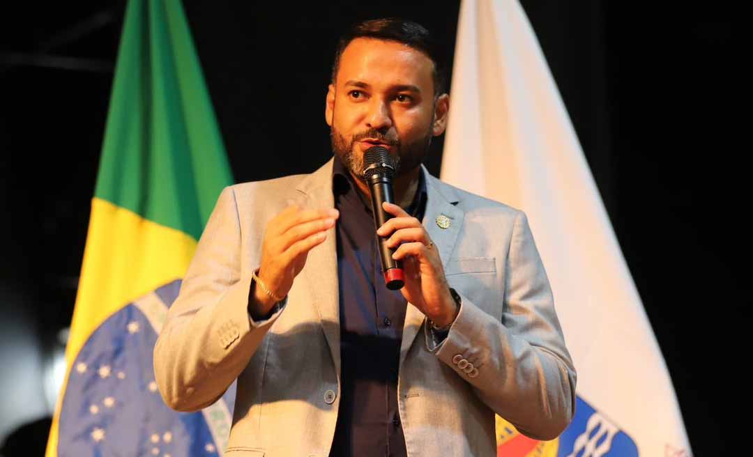 “Vamos zerar o cadastro de reserva”, afirma Aberson Carvalho ao anunciar nova convocação do concurso da Educação