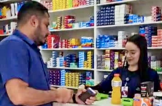 No Dia do Farmacêutico, Conselheiro Federal visita unidades de saúde em busca de melhorias para a categoria