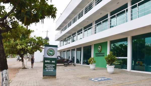 Ministros do Supremo invalidam regras que subordinavam a DPE ao governador