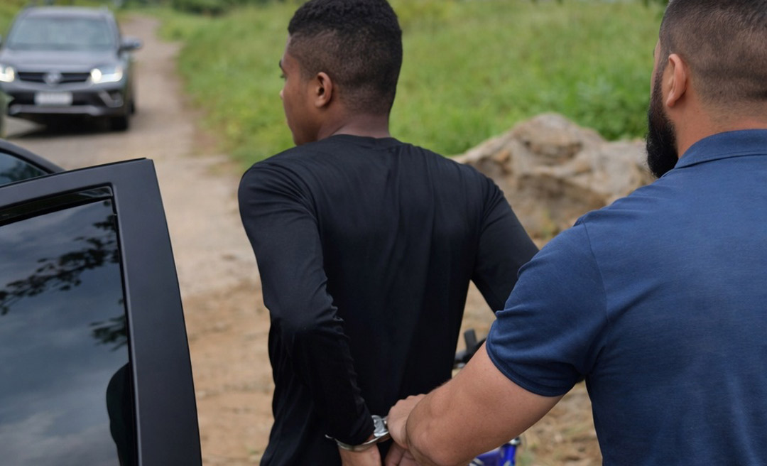 Investigação da Polícia Civil leva à prisão de suspeito de impor torturas a mando de facção